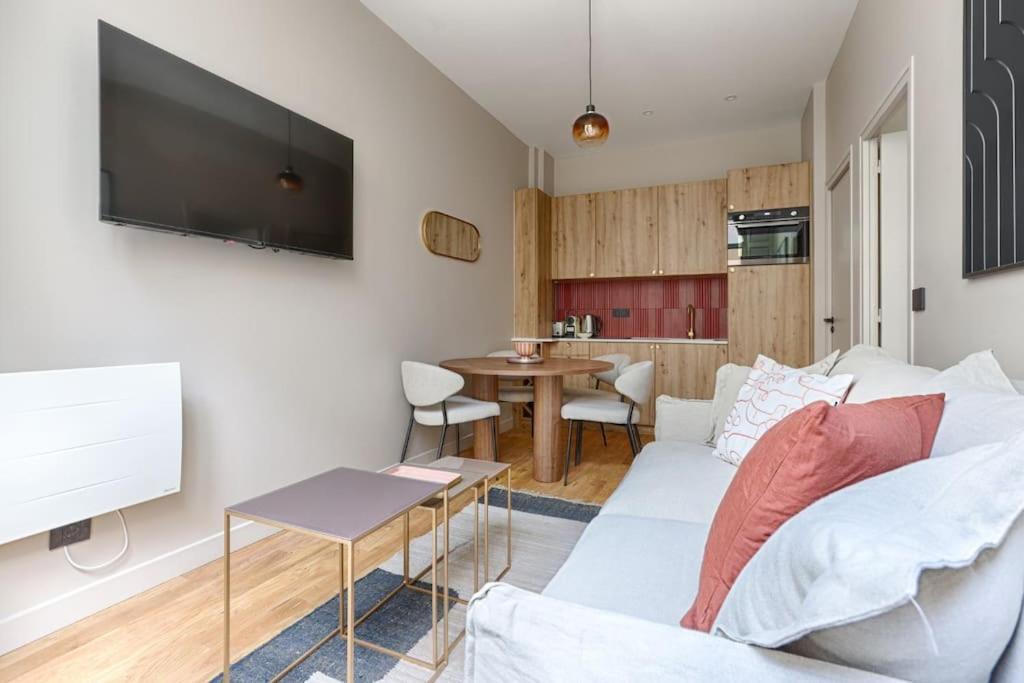 Apartment Mykeypers