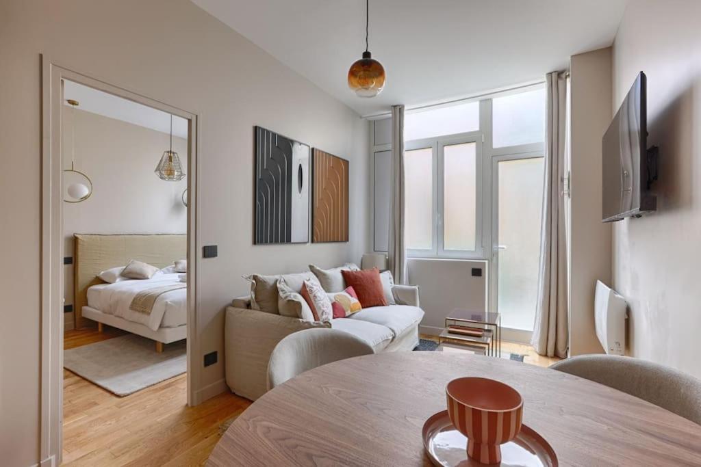 Apartment Mykeypers Paris
